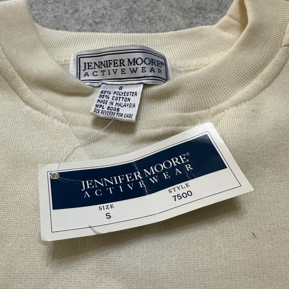 VTG Jennifer Moore Butter Yellow Sweatshirt Crewneck Pullover Quite Luxury Small - Picture 3 of 11